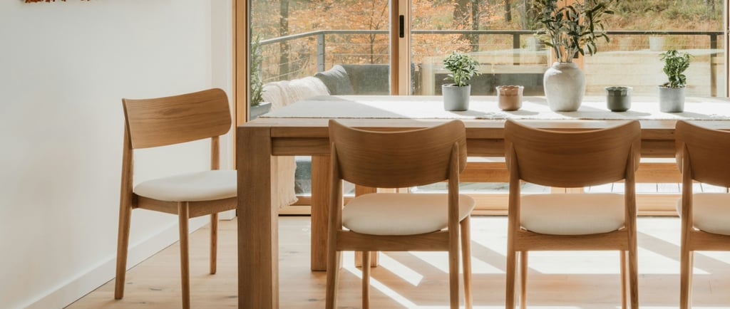 Light and Proportion in the French Mediterranean Dining Room