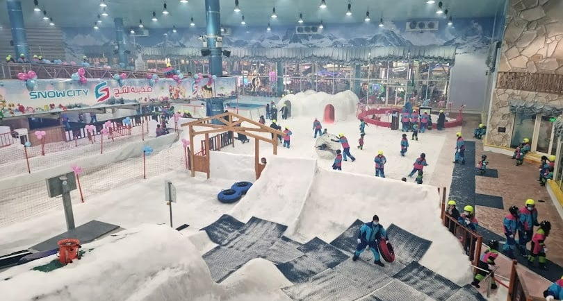 Othaim mall riyadh snow city