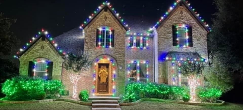 Multi Color Christmas Lights in Julingont Creek