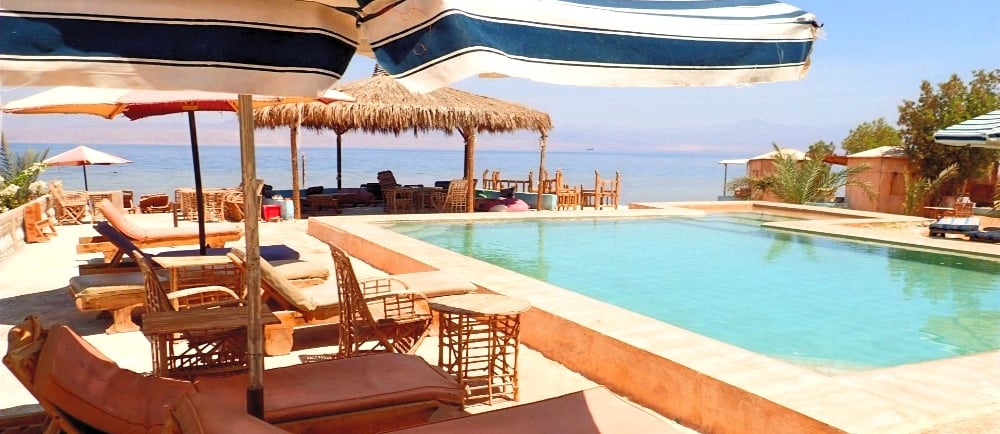 Tutustu Luxoriin ja rentoudu Egyptin rantahuoneessa