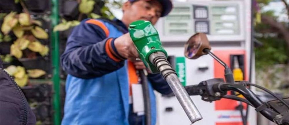 Petrol Prices in Pakistan Expected to Drop From October 16, 2025