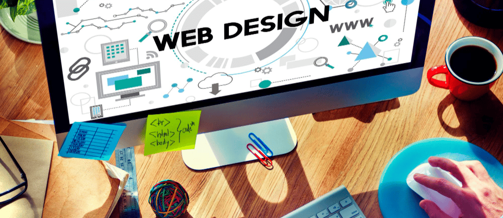 Tela de computador escrito Web Design