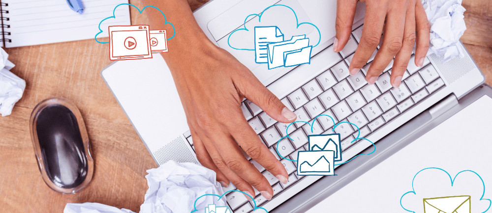 Mulher digitando em teclado e ícones relacionados a e-mail