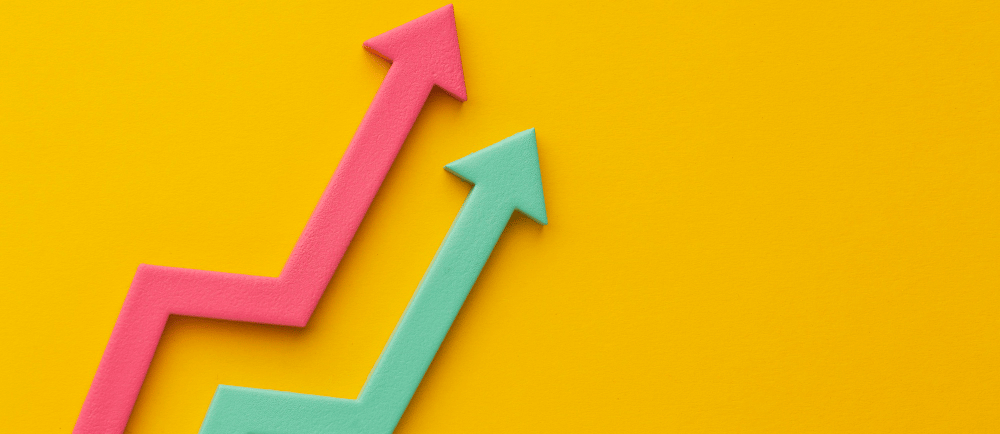 Flechas de gráfico indicando crescimento