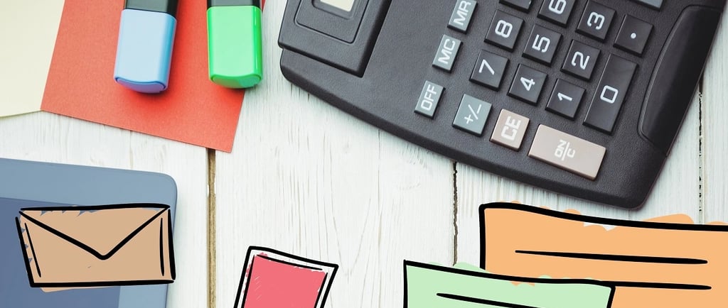 Calculadora, marca-texto e ícones relacionados a merketing