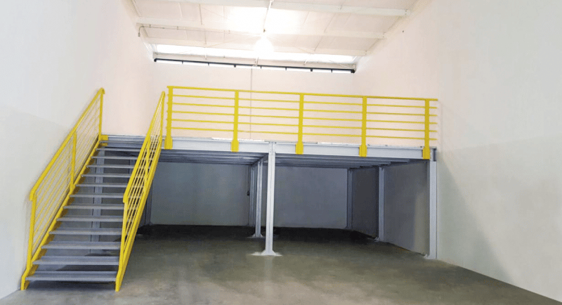 mezanino com estrutura metalica