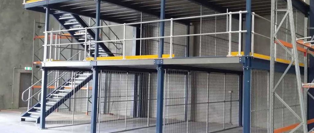 mezanino com estrutura metalica
