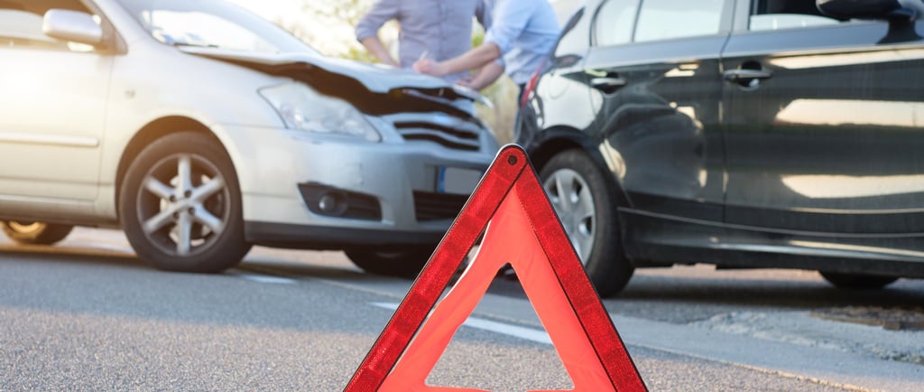 Stłuczka dwóch samochodów PDU Polskie Doradztwo Ubezpieczeniowe