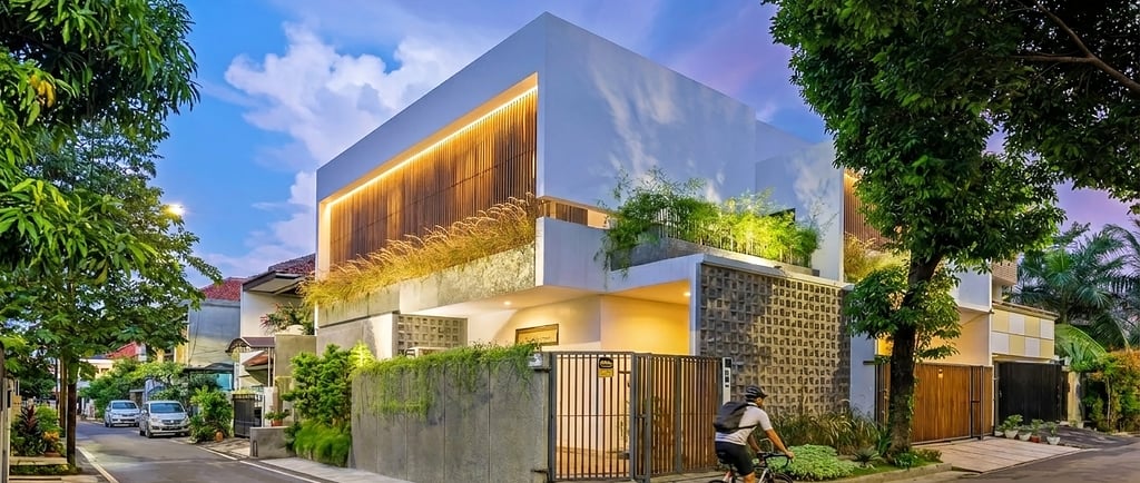 Altis Build kontraktor rumah Jakarta yang melayani pembangunan rumah modern dan premium.