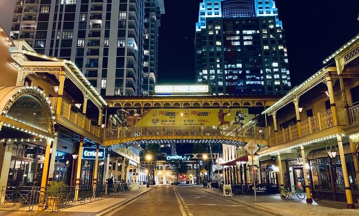 Interactive Walking Ghost Tour