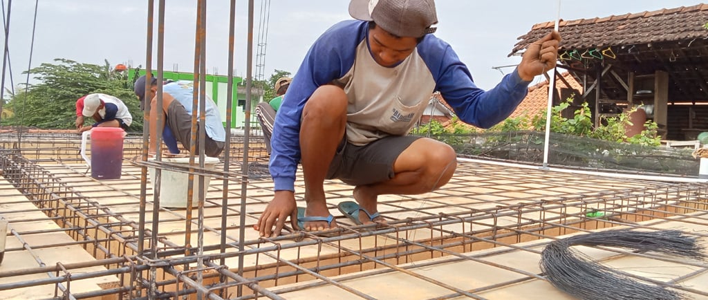 besi beton pondasi