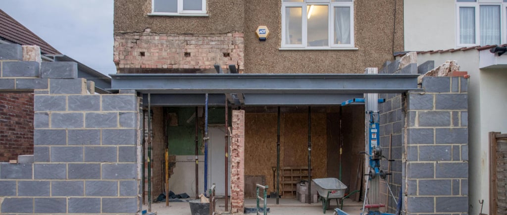 besi konstruksi rumah