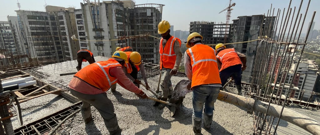 besi konstruksi rumah