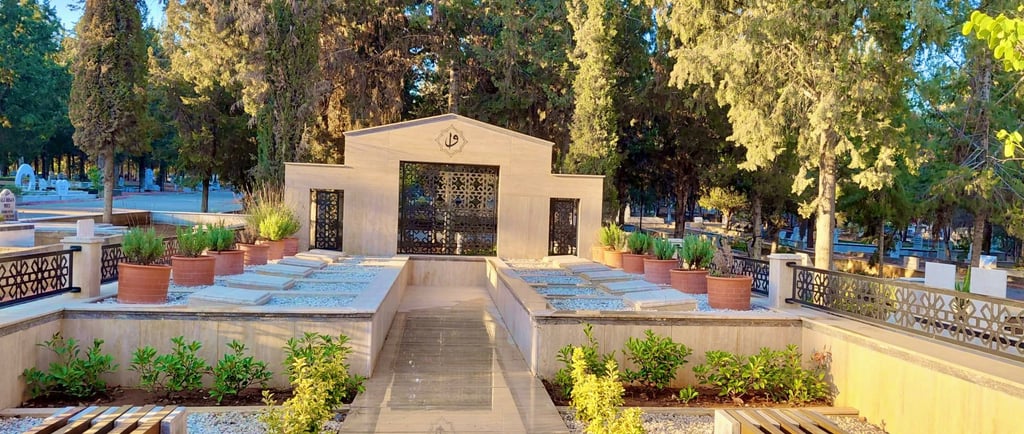 Adana granit ve mermer mezar taşı farkı – yan yana örnekler