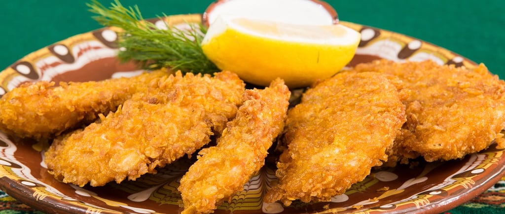 plato de pollo crujiente con limón