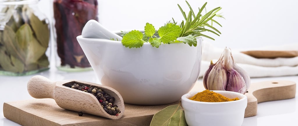 hierbas aromáticas y especias