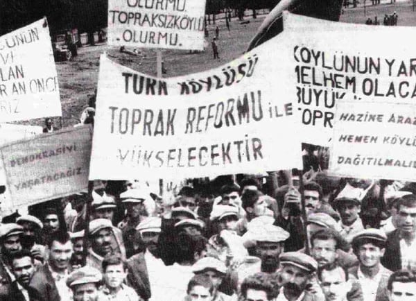 Çiftçiyi Topraklandırma Kanunu Nedir?