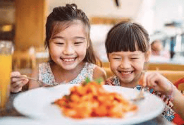 where kids eat free on Oahu