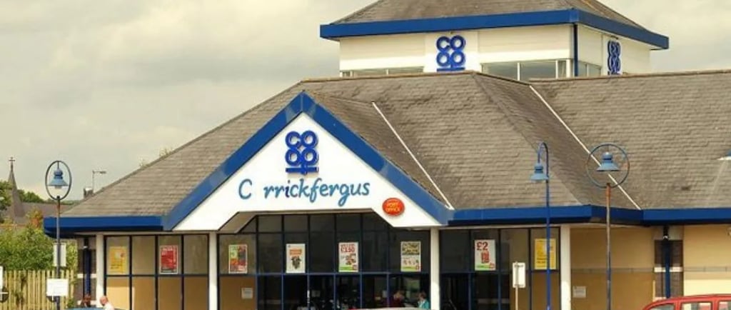 Co-Op Greeting Cards In 1,000 Stores