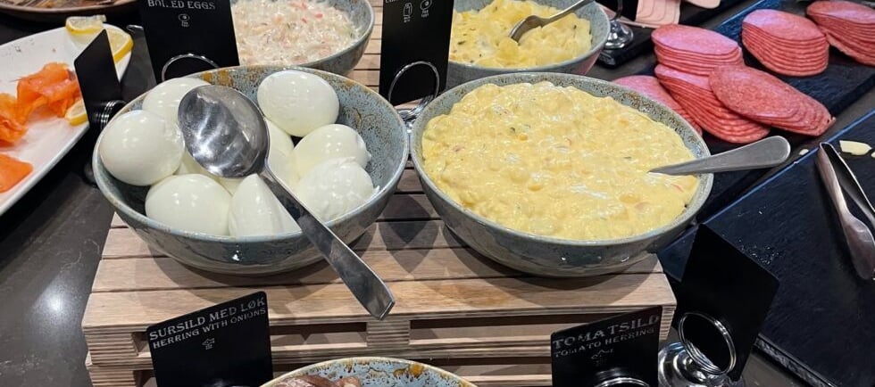 Restaurant buffet