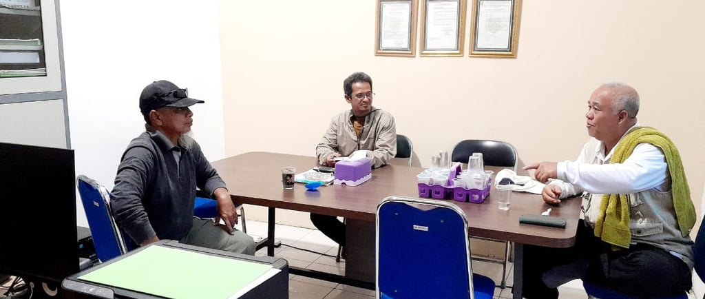 breifing pagi pengurus dan pengawas koperasi khs