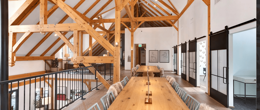 Co working spaces in the common house