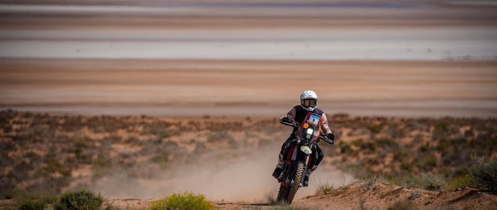 moto rally paysage mer sable durant voyage