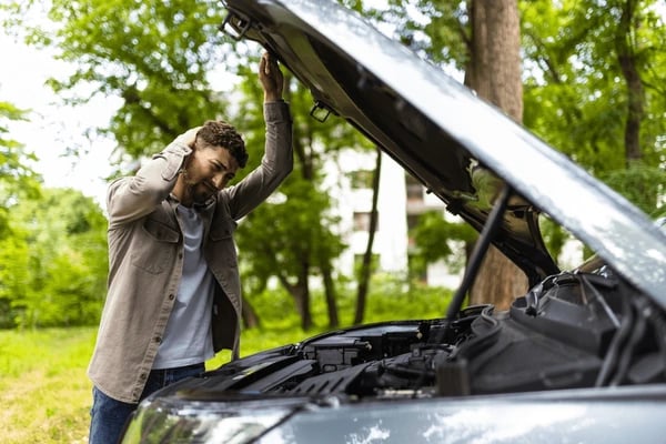 informe de daños ocultos en un coche