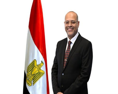 وزير العمل: الخميس 24 يوليو إجازة رسمية مدفوعة الأجر