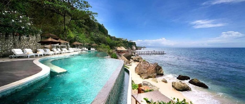 Sukabumi Green Stone Swimming Pool Tiles