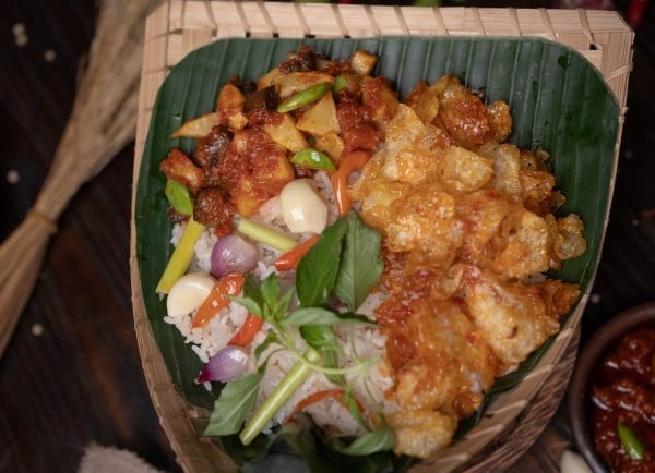 nasi kendil lauk komplit