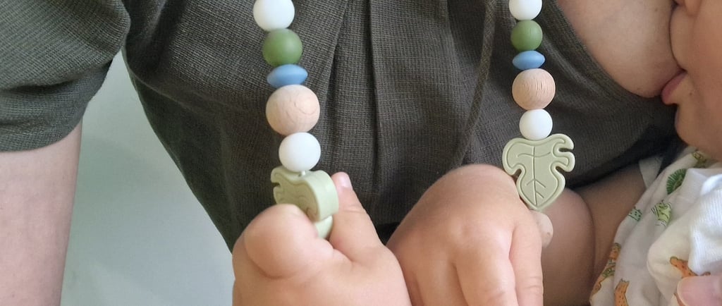 Collar de lactancia para bebé inquieto