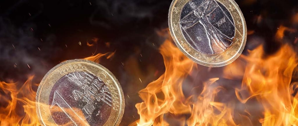 Euro liquidez mercados internacionales dolar divisas economía política internacional