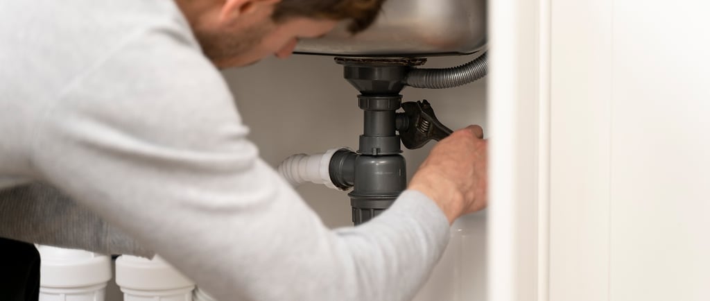 drain-bouche-comment-deboucher-tuyau-efficacement