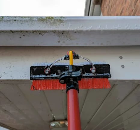 soffit & fascia clean