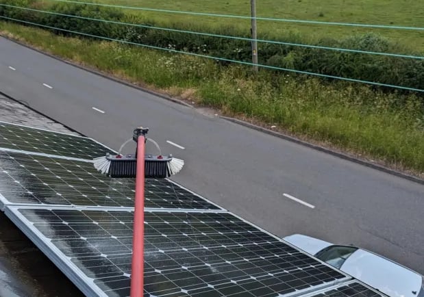 solar panel clean
