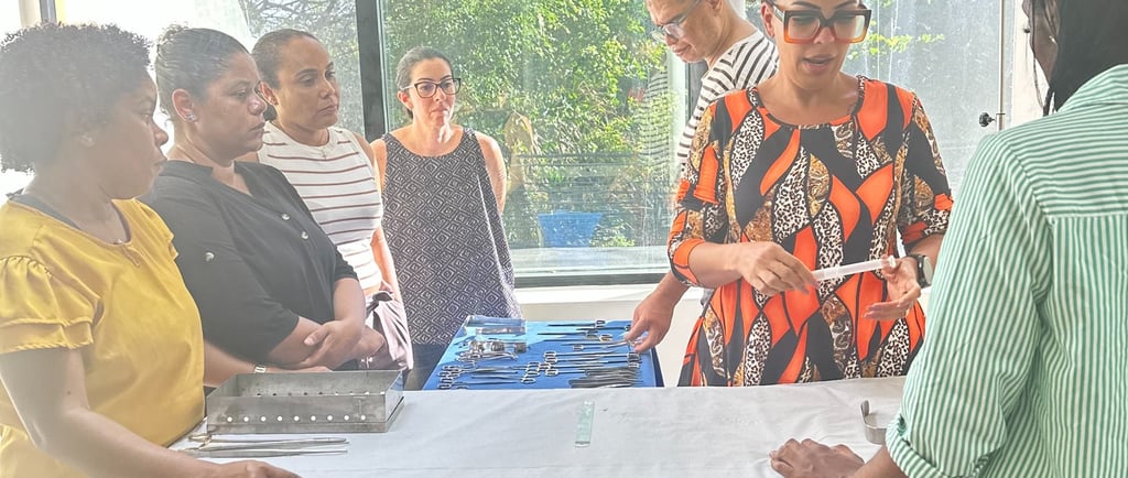 Aqui, a formação vai além da teoria. 