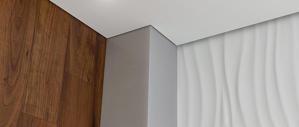 Монтаж тіньового профілю EuroKraab у Львові, ідеальний кут натяжної стелі.