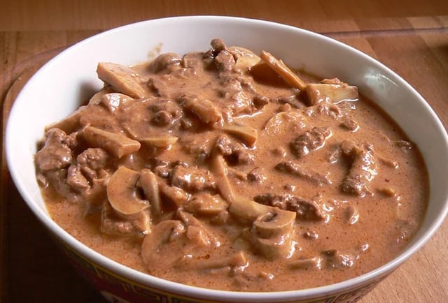estrogonofe de carne cremoso