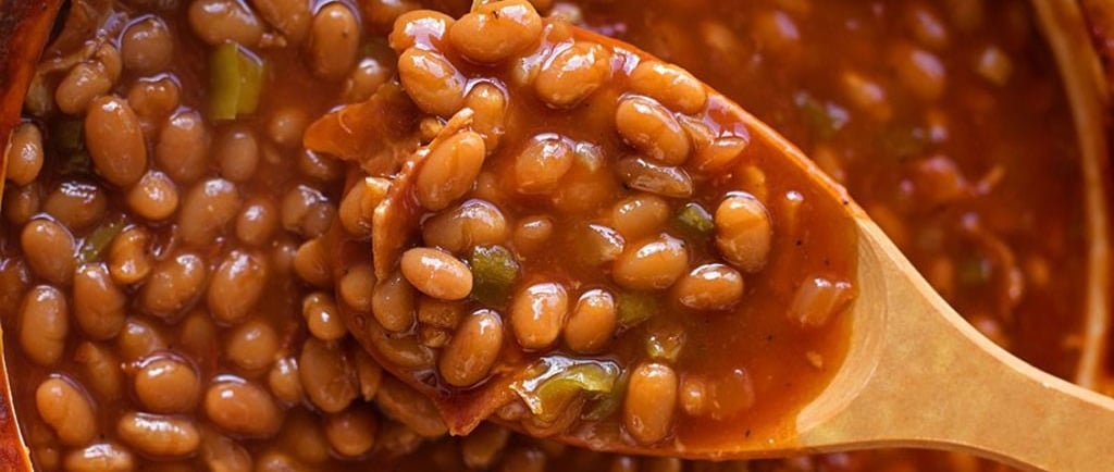 feijão simples com caldo encorpado e bem temperado