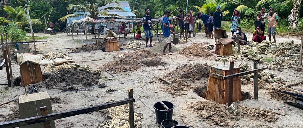 Pembangunan RTLH di Desa Longgar Apara