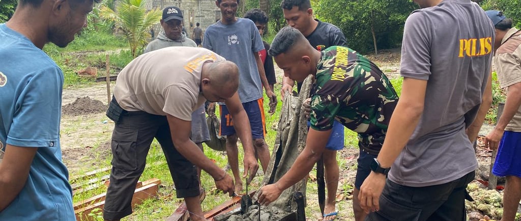 Pembangunan RTLH di Desa Longgar Apara