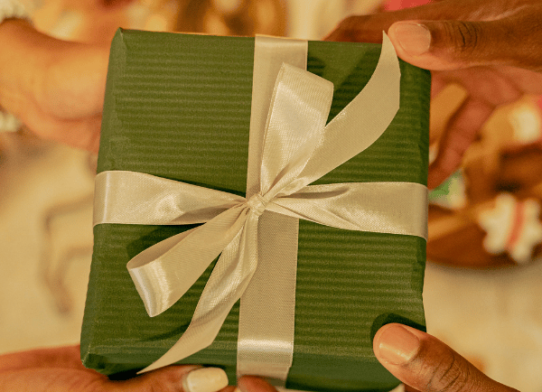 holding gift box 