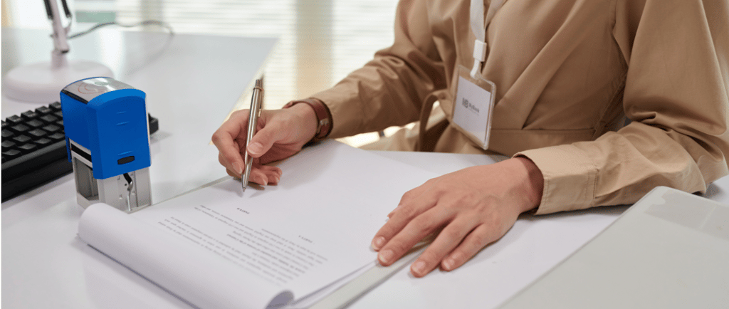 how to become a loan officer