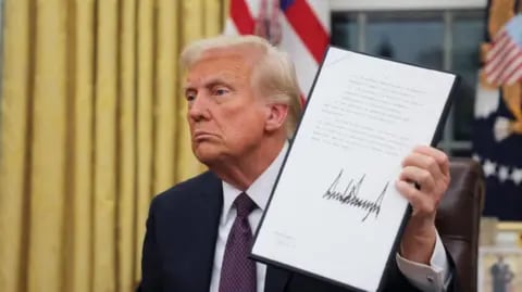 trump tarif sign