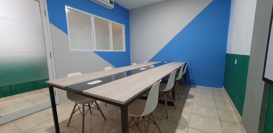 view meeting room dari depan di kaspa space