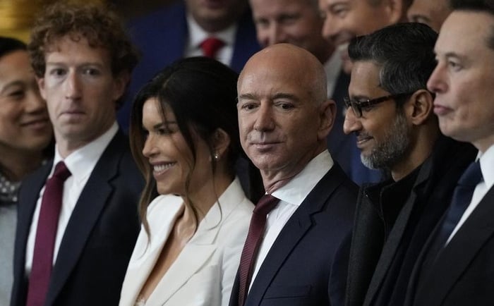 zuckerberg, elon, dan bezos