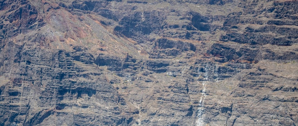 vista de los gigantes em santa cruz tenerife
