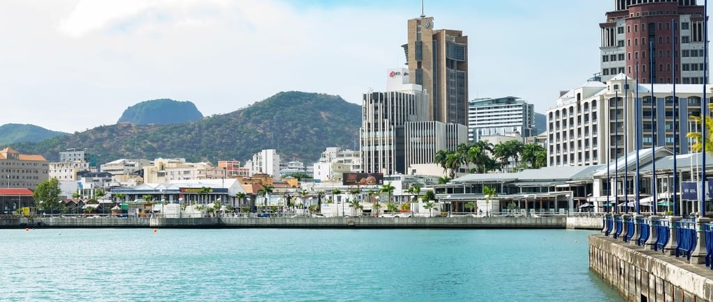 chegando de navio a port louis mauritius