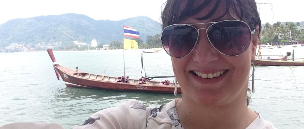 foto da autora no fim do tour em phuket 